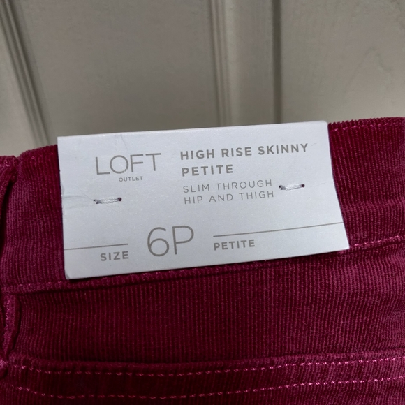NWT LOFT Outlet High Rise Skinny Petite Corduroy Pants Purple Size 6P - Picture 5 of 7